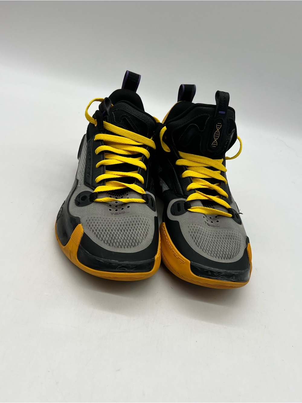 Li-Ning Way of Wade Wow 10 Low 9.5 US Dlo Deangelo Russell Lakers Away Shoes.